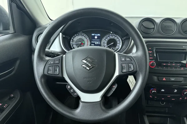 Suzuki Vitara (2021) — foto 2 van 15