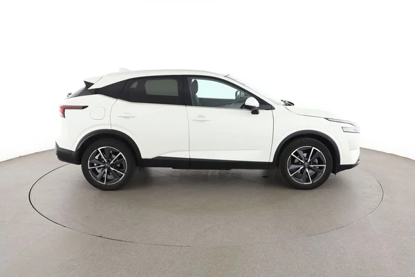 Nissan Qashqai (2023) — foto 13 van 16