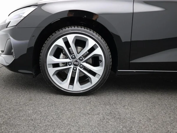 AUDI A3 Sportback (2025) — foto 4 van 24