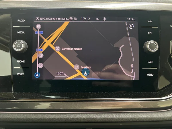VOLKSWAGEN Taigo (2022) — foto 6 van 20