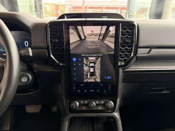 Ford Ranger — foto 6 van 22