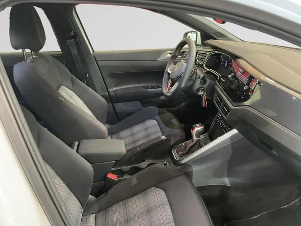 VOLKSWAGEN Polo GTI (2025) — foto 8 van 24