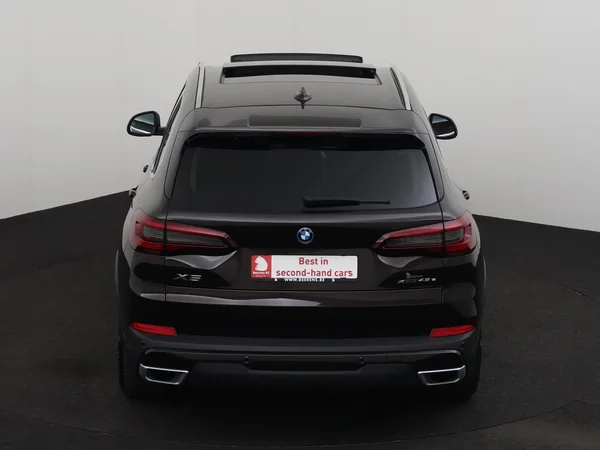 BMW X5 (2022) — foto 30 van 33