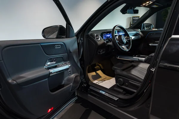 Mercedes-Benz EQB (2025) — foto 14 van 37