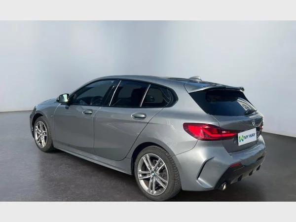 BMW 1 Hatch (2022) — foto 22 van 25