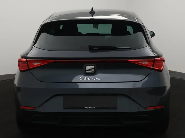 SEAT Leon (2024) — foto 21 van 25