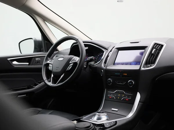 Ford S-Max (2022) — foto 29 van 39