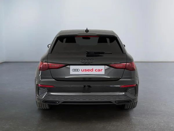 AUDI A3 Sportback (2024) — foto 33 van 34