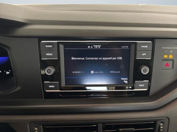 VOLKSWAGEN Polo (2022) — foto 9 van 17