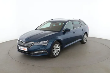 Skoda Superb 42da5e63-802b-42f0-810d-be21883d782c