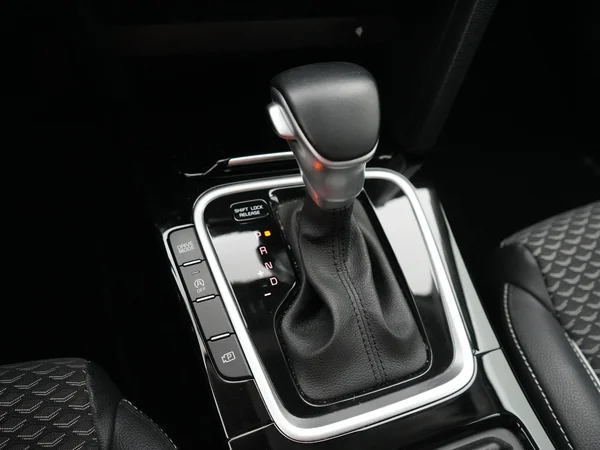 Kia cee'd (2024) — foto 11 van 22