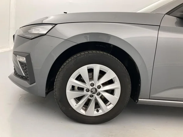 SKODA Scala (2025) — foto 5 van 23