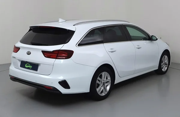 Kia Ceed SW (2020) — foto 29 van 33