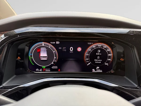 VOLKSWAGEN Multivan T7 Long eHybrid (PHEV) (2025) — foto 16 van 16