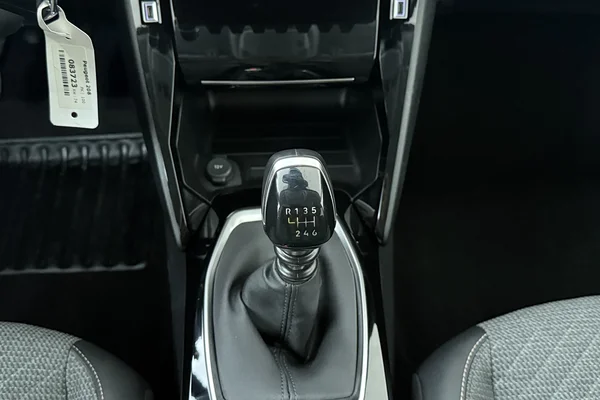 Peugeot 208 (2025) — foto 4 van 21