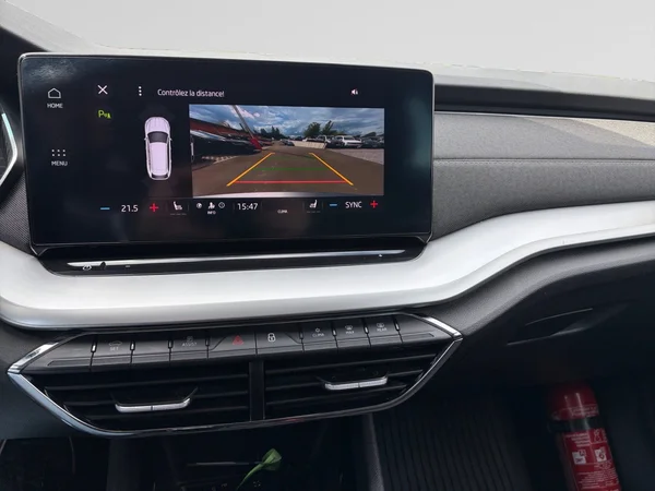 SKODA Octavia Combi (2023) — foto 3 van 14