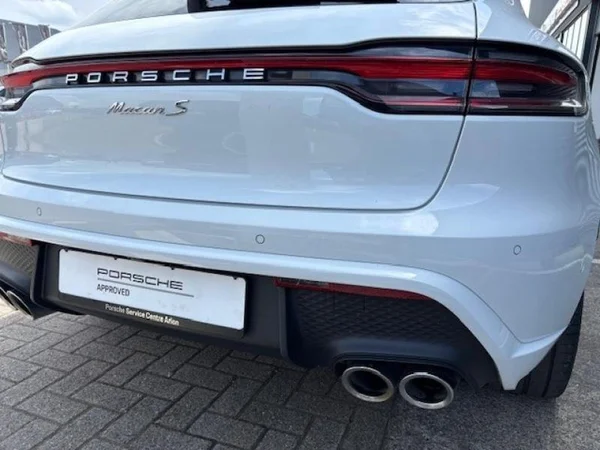 PORSCHE Macan S (2023) — foto 8 van 31