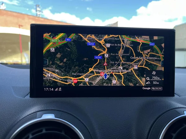 AUDI Q2 (2022) — foto 3 van 14