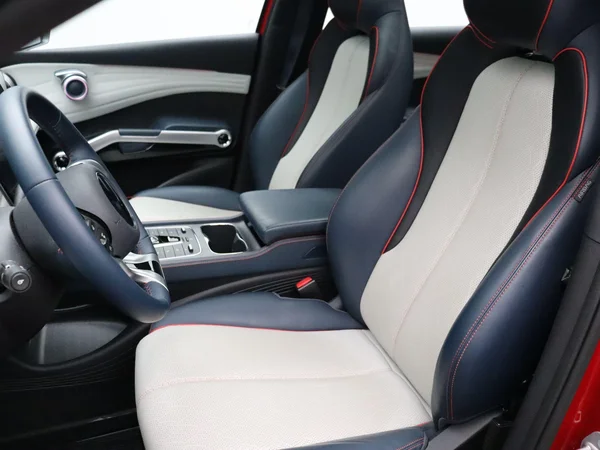 BYD ATTO 3 (2023) — foto 11 van 33