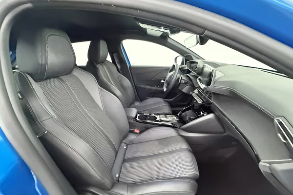 Peugeot 208 (2023) — foto 3 van 24