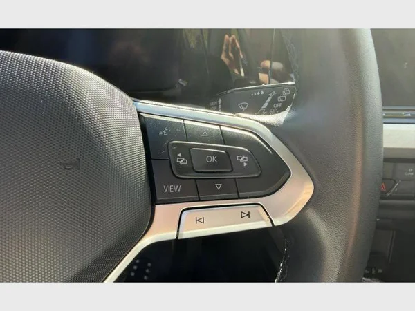 Volkswagen Golf VIII (2024) — foto 9 van 19