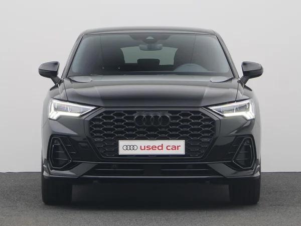AUDI Q3 Sportback (2021) — foto 19 van 23