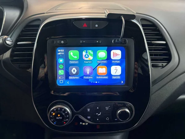 Renault Captur (2018) — foto 3 van 16