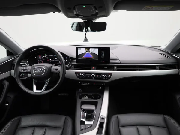 Audi A5 (2021) — foto 32 van 43