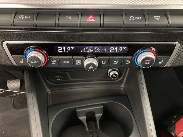 AUDI Q2 (2023) — foto 19 van 36