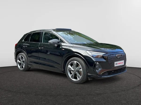 AUDI Q4 e-tron (2025) — foto 21 van 27