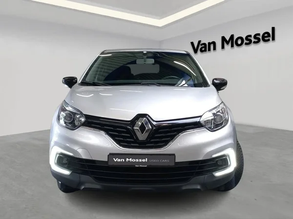 Renault Captur (2019) — foto 12 van 20