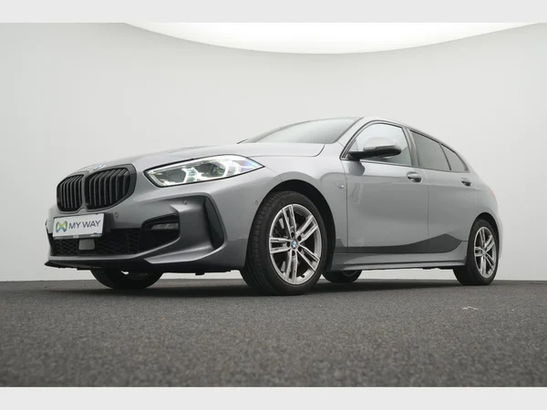 BMW 120 Hatch (2022) — foto 11 van 26