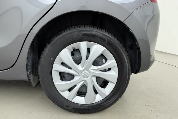 Suzuki Swift (2021) — foto 18 van 21