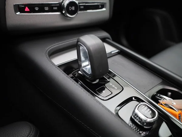 Volvo XC90 (2024) — foto 13 van 42