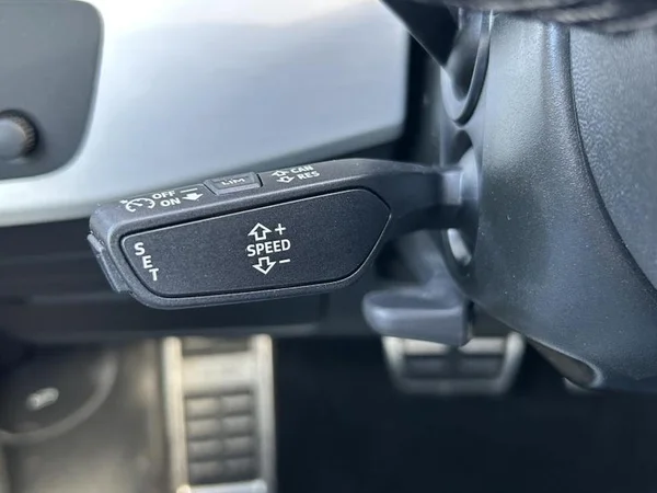 AUDI A4 Avant Dsl (2023) — foto 30 van 42
