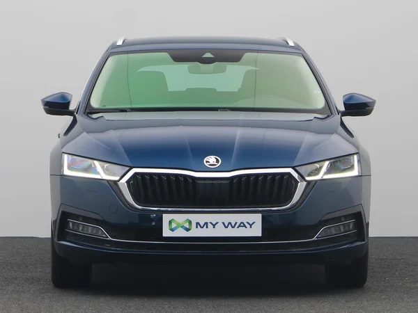 SKODA Octavia Combi (2021) — foto 17 van 21