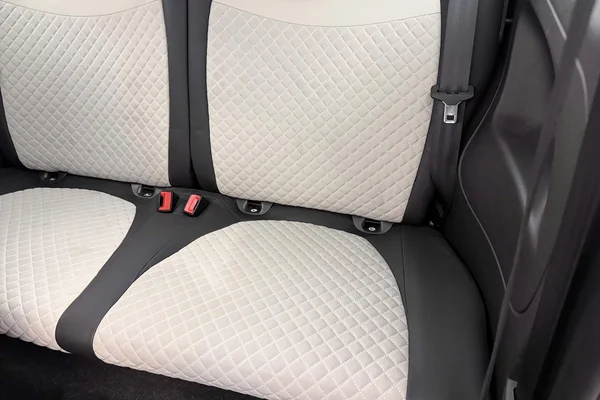 Fiat 500 (2021) — foto 10 van 35