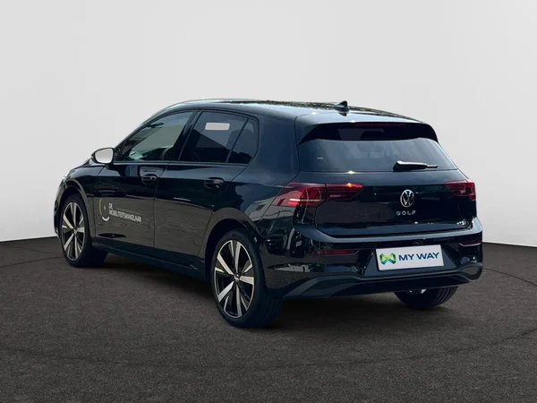 VOLKSWAGEN Golf VIII (2026) — foto 14 van 24