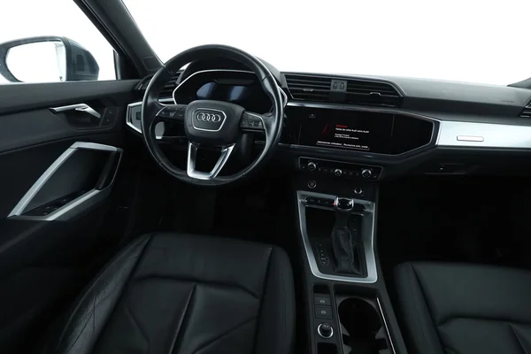 Audi Q3 (2023) — foto 4 van 16