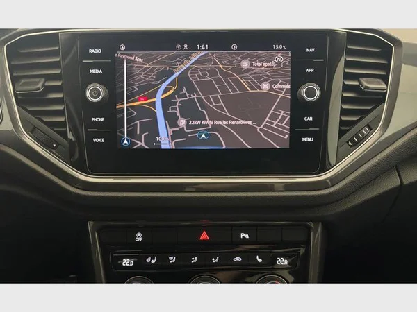 Volkswagen T-Roc (2021) — foto 5 van 24