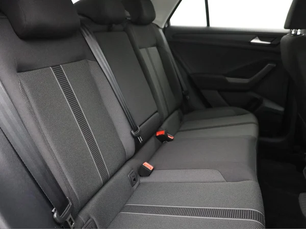 VOLKSWAGEN T-Roc (2024) — foto 18 van 18
