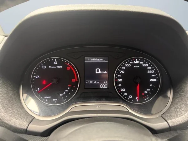 AUDI Q2 Dsl (2020) — foto 6 van 30
