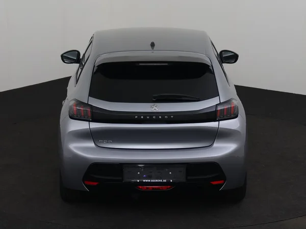 PEUGEOT 208 (2022) — foto 21 van 24