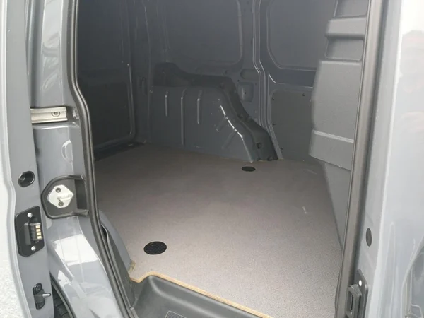 VOLKSWAGEN Caddy Cargo (2023) — foto 18 van 19