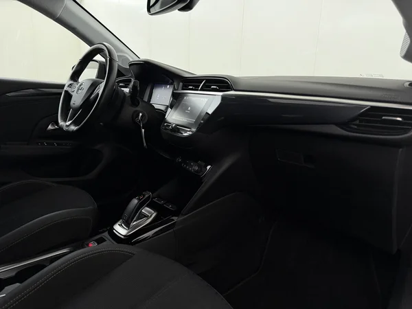 OPEL Corsa (2022) — foto 3 van 27