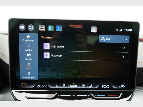 CUPRA Formentor e-Hybrid (PHEV) (2025) — foto 3 van 35