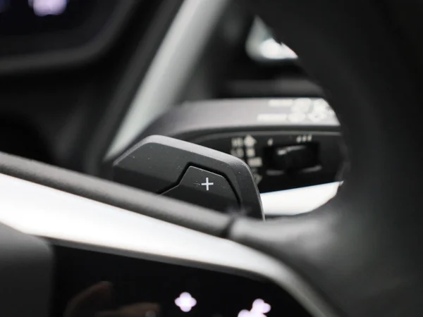 Audi Q4 e-tron (2021) — foto 28 van 48