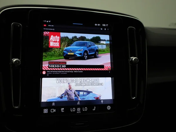 Volvo C40 (2022) — foto 16 van 44