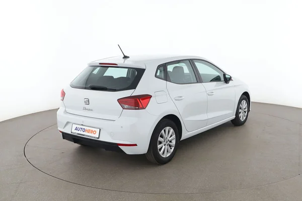 Seat Ibiza (2022) — foto 12 van 16