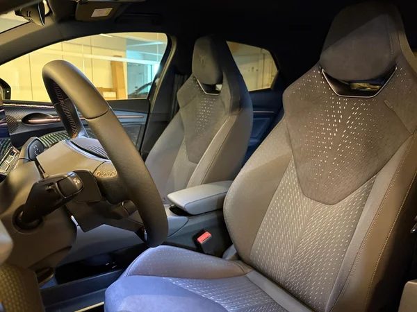 CUPRA Raval (2026) — foto 6 van 15